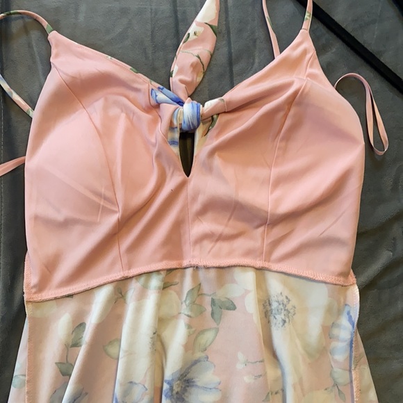 Floral light pink short dress - Picture 5 of 6